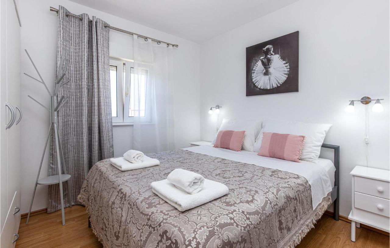Amazing Apartment In Kostrena With 1 Bedrooms And Wifi Exterior photo